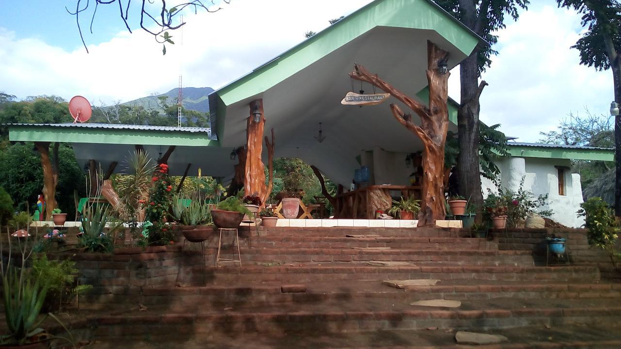 Hostal Y Restaurante Rancho Merida ภายนอก รูปภาพ